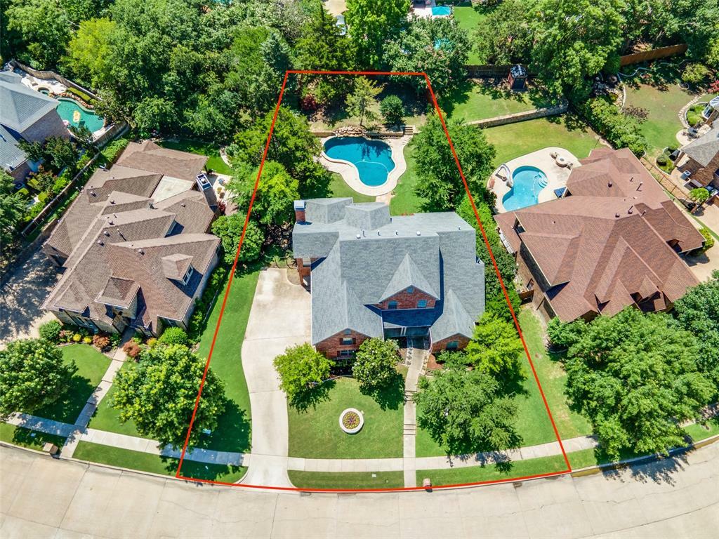 Property Photo: 808 Country Club Drive TX 75032