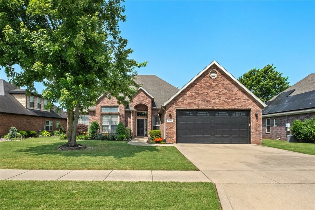 1927 S Pumpkin Ridge Drive  Fayetteville AR 72701 photo