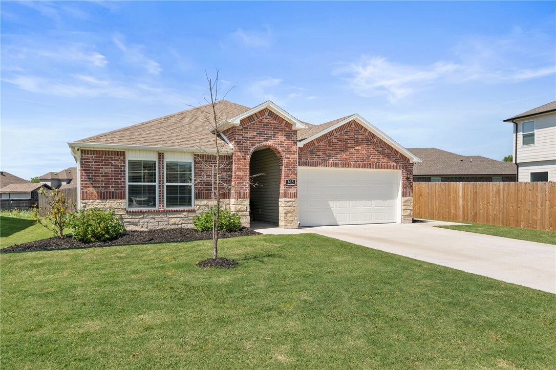 615 W Dusty Lane  Siloam Springs AR 72761 photo