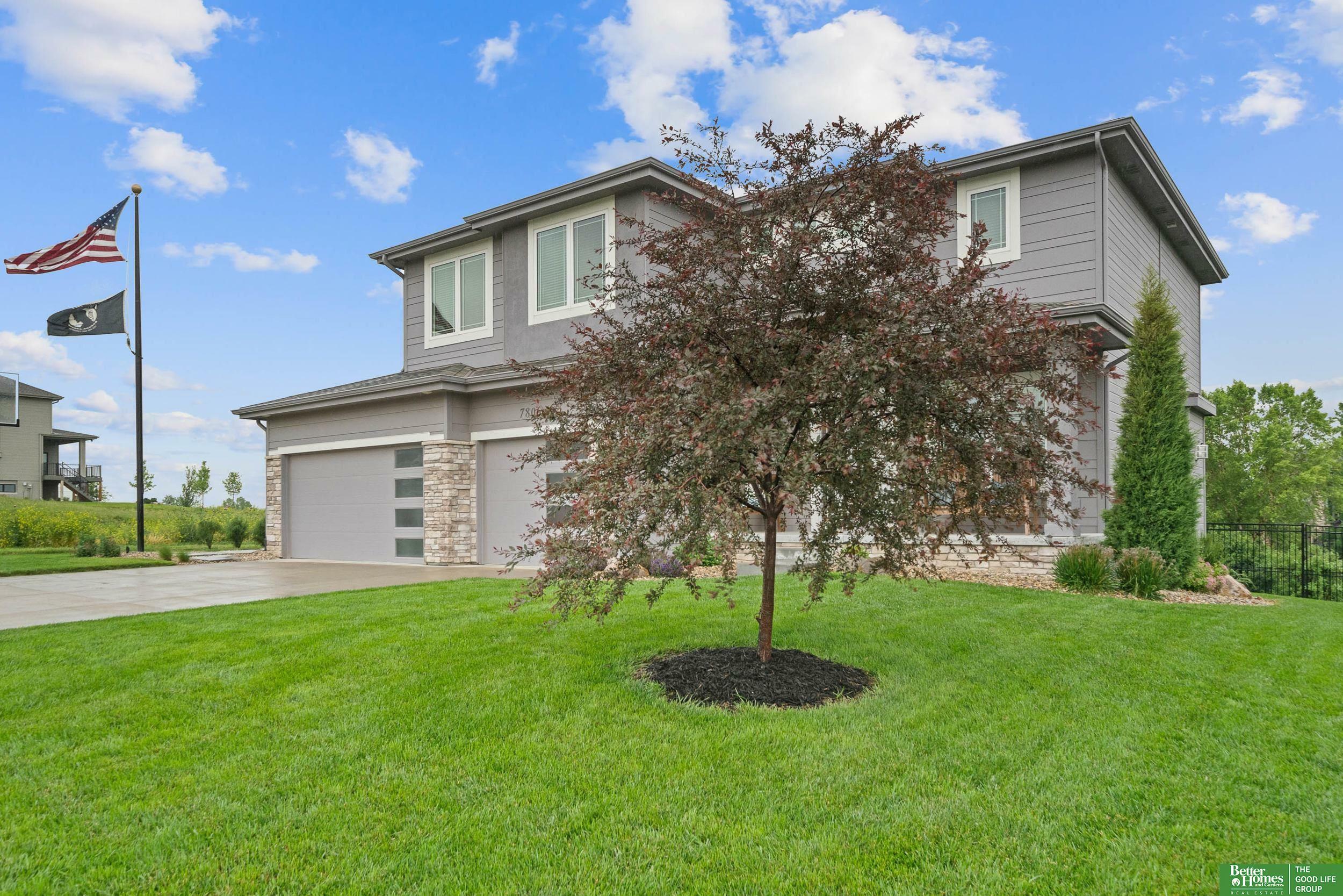 Property Photo: 7806 Von Street NE 68046