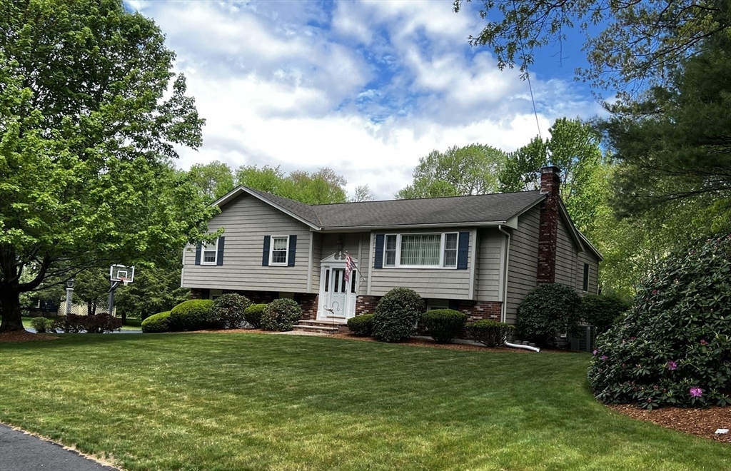 Property Photo: 33 Shady Hill Dr MA 01864