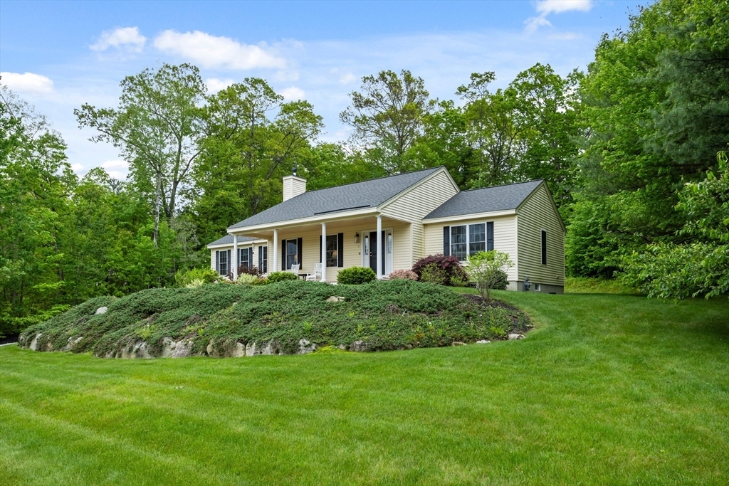 Property Photo:  71 Fox Run Drive  MA 01432 
