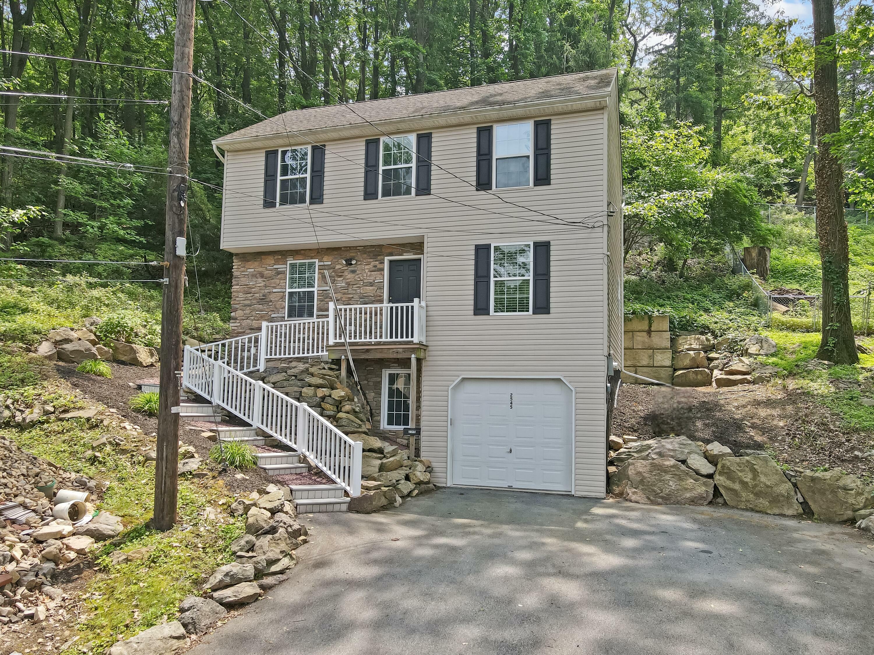 Property Photo: 2545 S Albert Street PA 18103