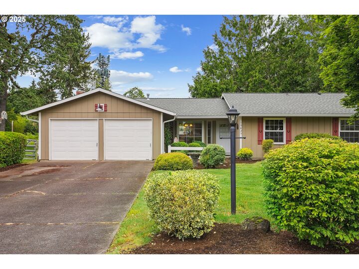 19825 SW Jay St  Aloha OR 97003 photo