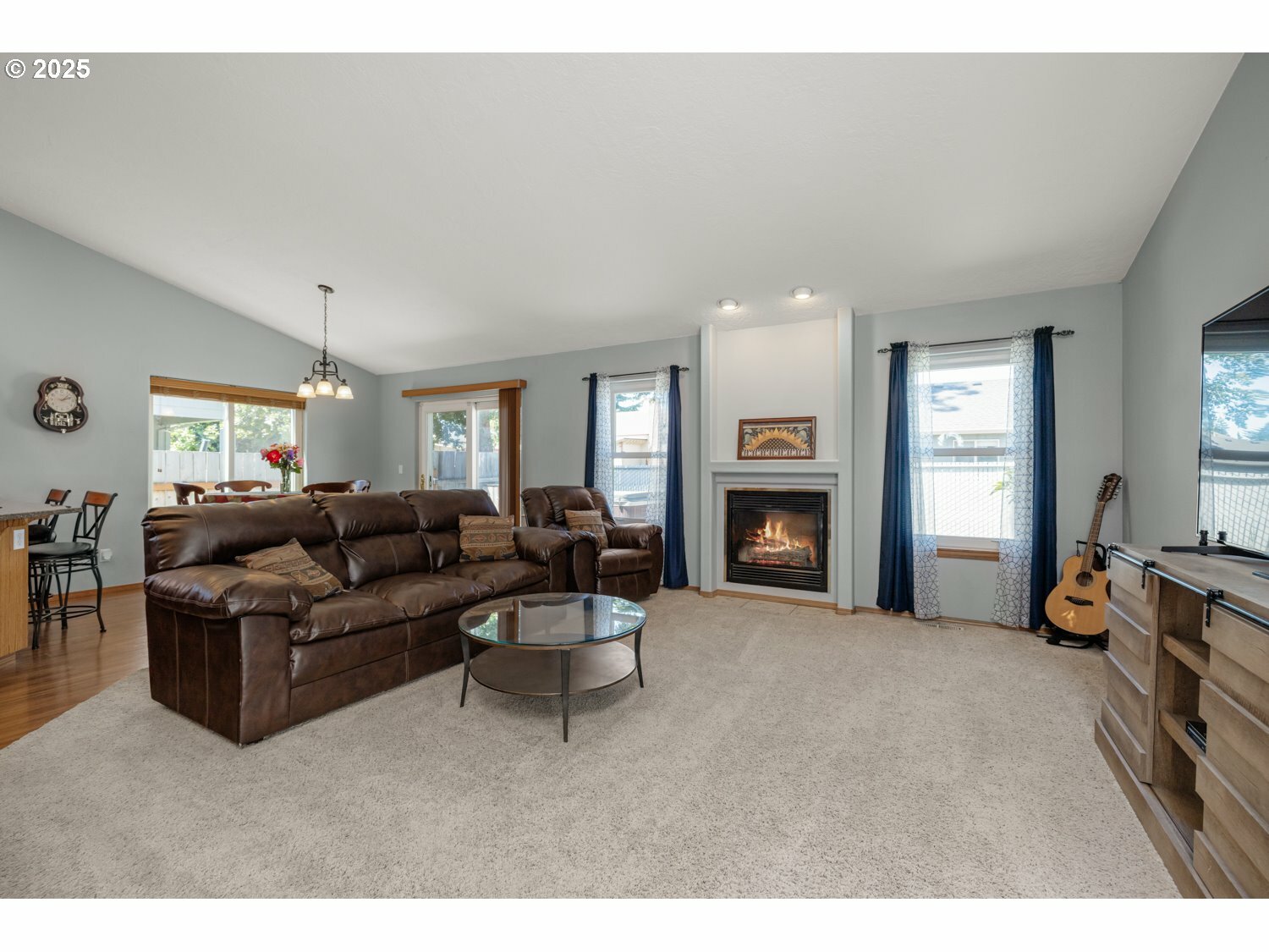 Property Photo: 33447 SW Sequoia St OR 97056