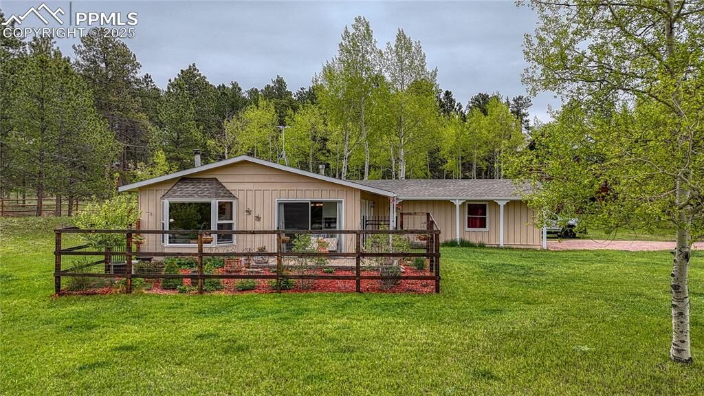 Property Photo:  1451 Blackfoot Trail  CO 80863 