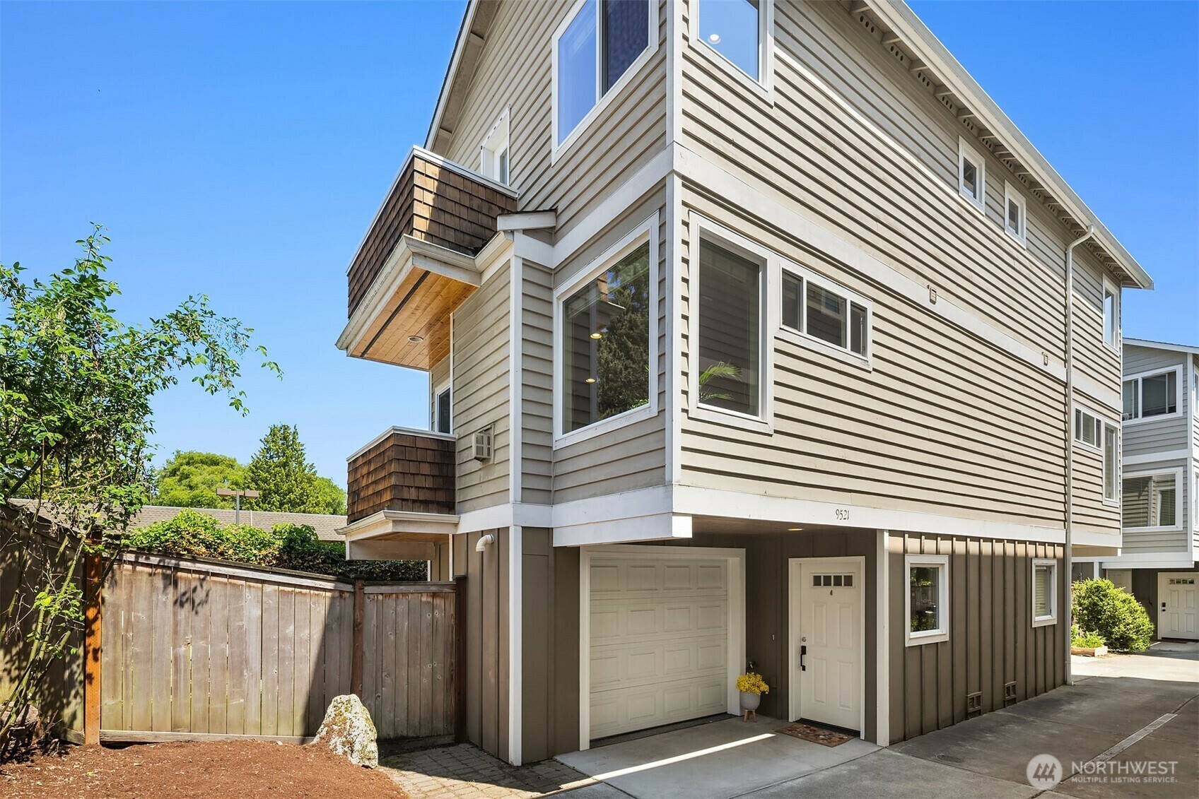 9521  8th Avenue NW A  Seattle WA 98117 photo