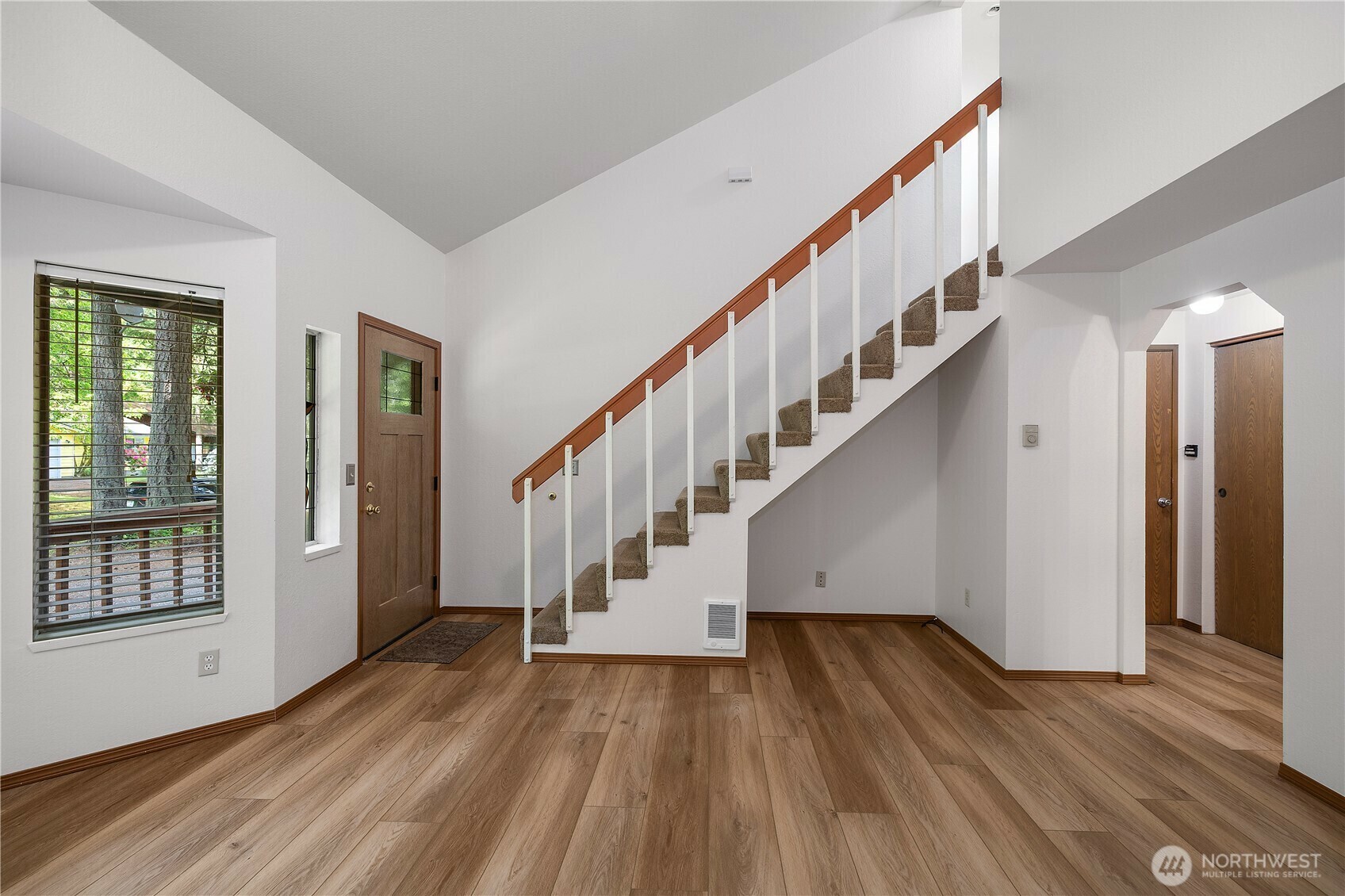 Property Photo:  7549  Siskin Drive SE  WA 98513 