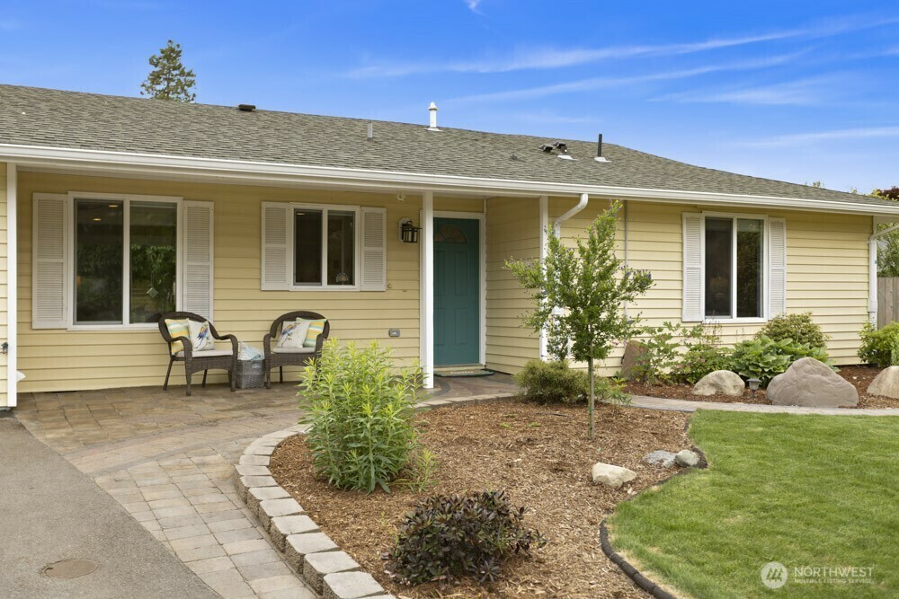Property Photo:  4209 S 350th Street  WA 98001 