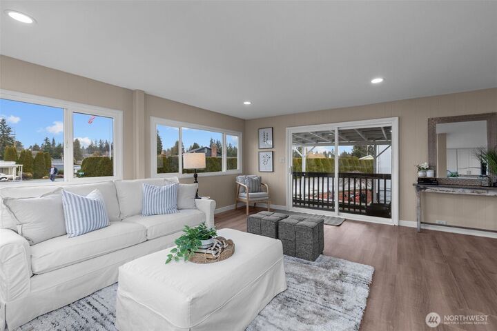Property Photo: 18501 52nd Avenue W 83 WA 98037