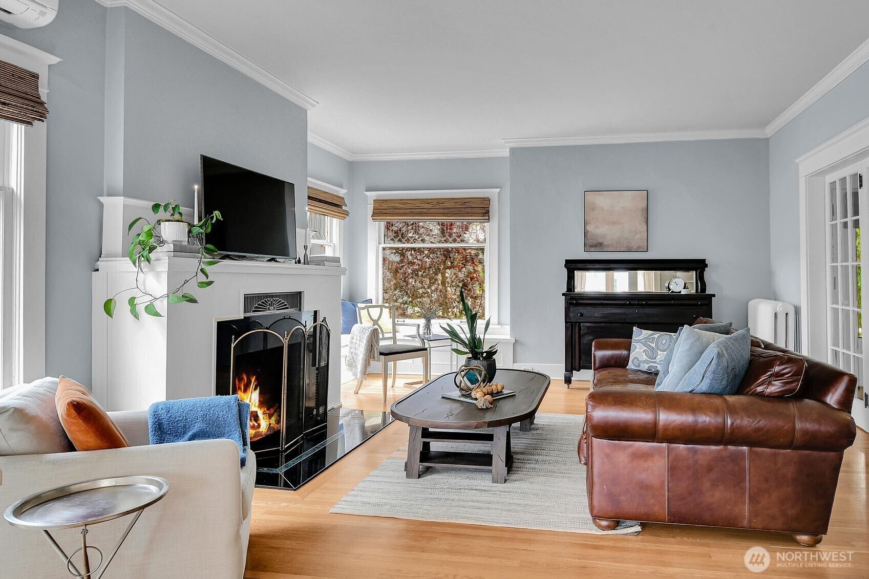 Property Photo:  5202 S Holly Street  WA 98118 