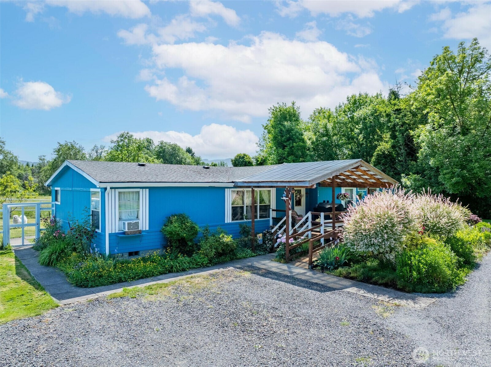 Property Photo: 112 Kahout Road WA 98538