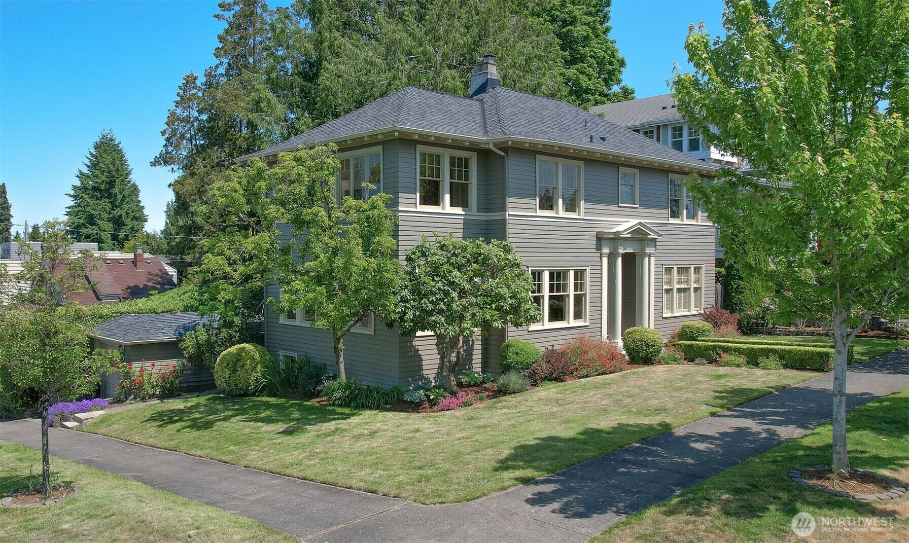 1702 NE 73rd Street  Seattle WA 98115 photo