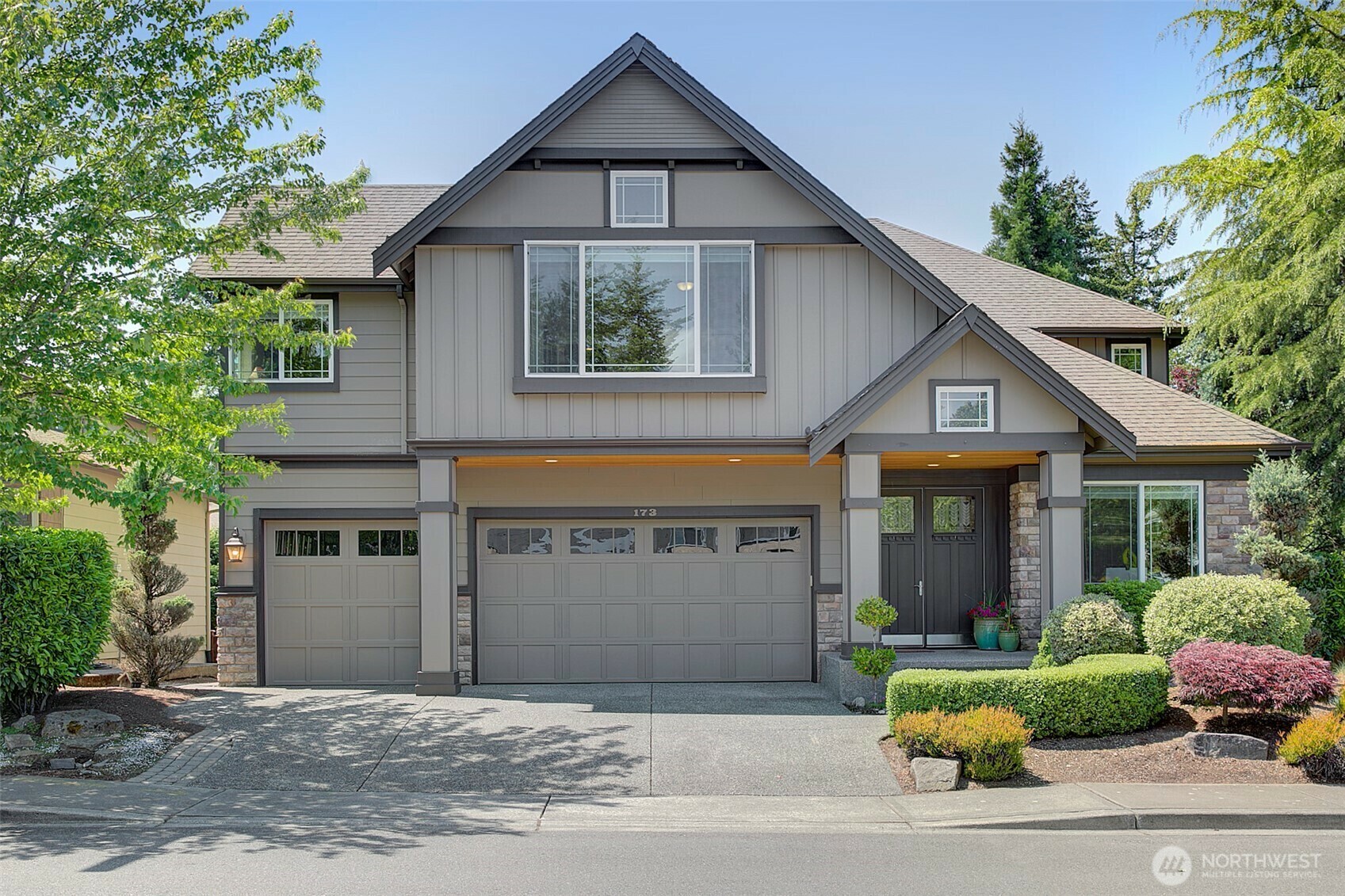 Property Photo: 173 Hoquiam Place NE WA 98059