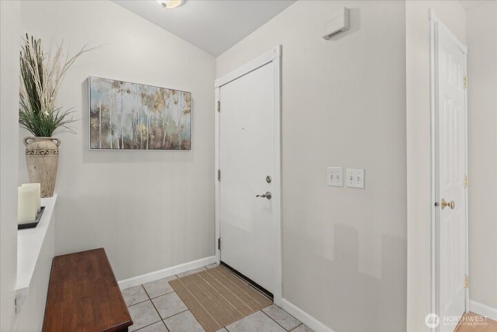 Property Photo:  15150  140th Way SE N302  WA 98058 