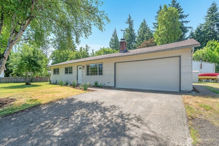 Property Photo: 10105 NE 59th Street WA 98662