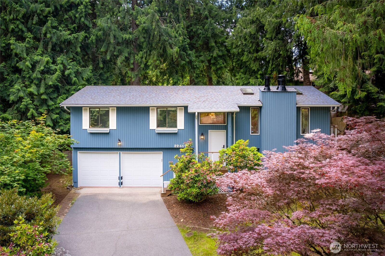 Property Photo:  22417 NE 13th Court  WA 98074 