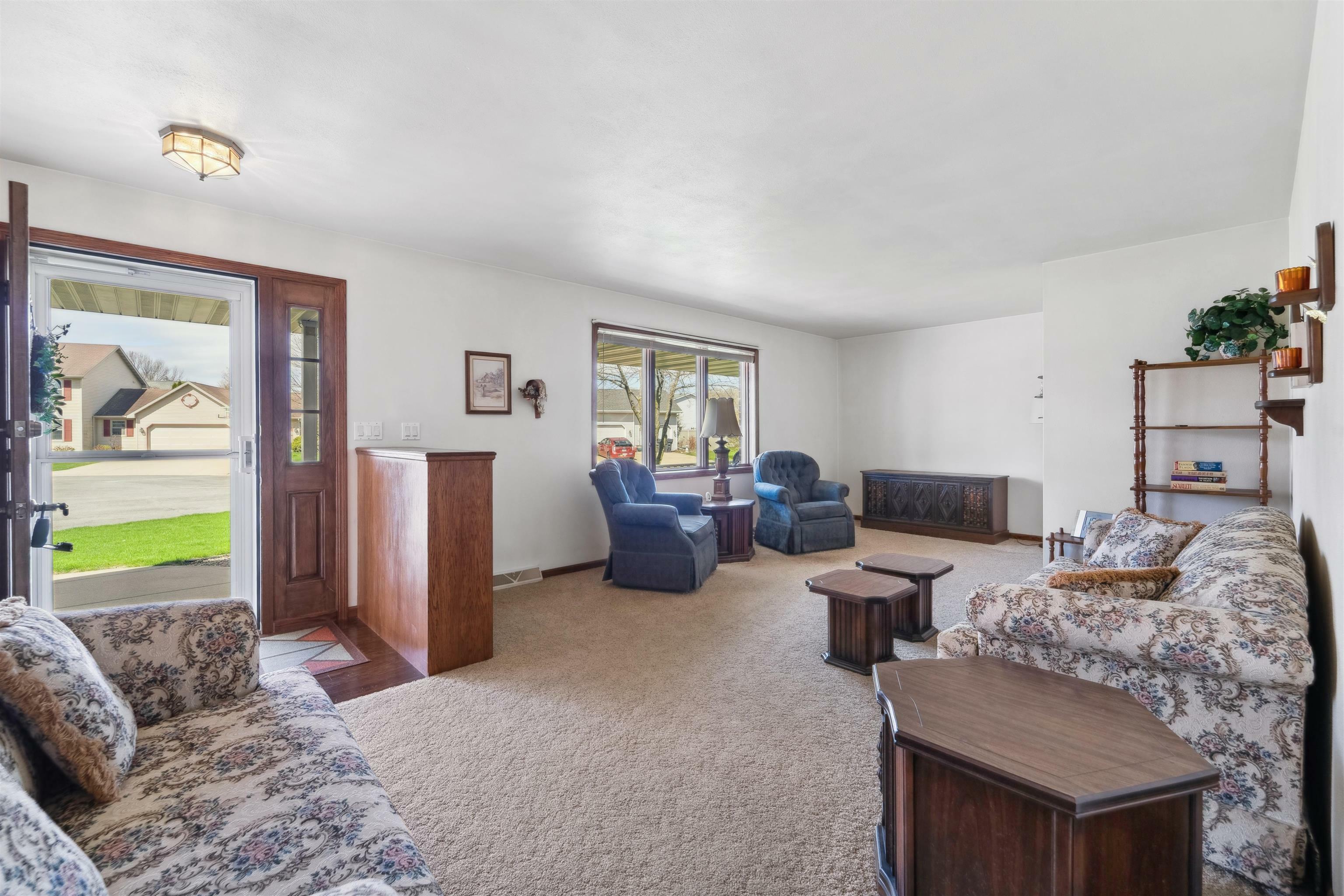 Property Photo: 1583 Whirlaway Court WI 54956