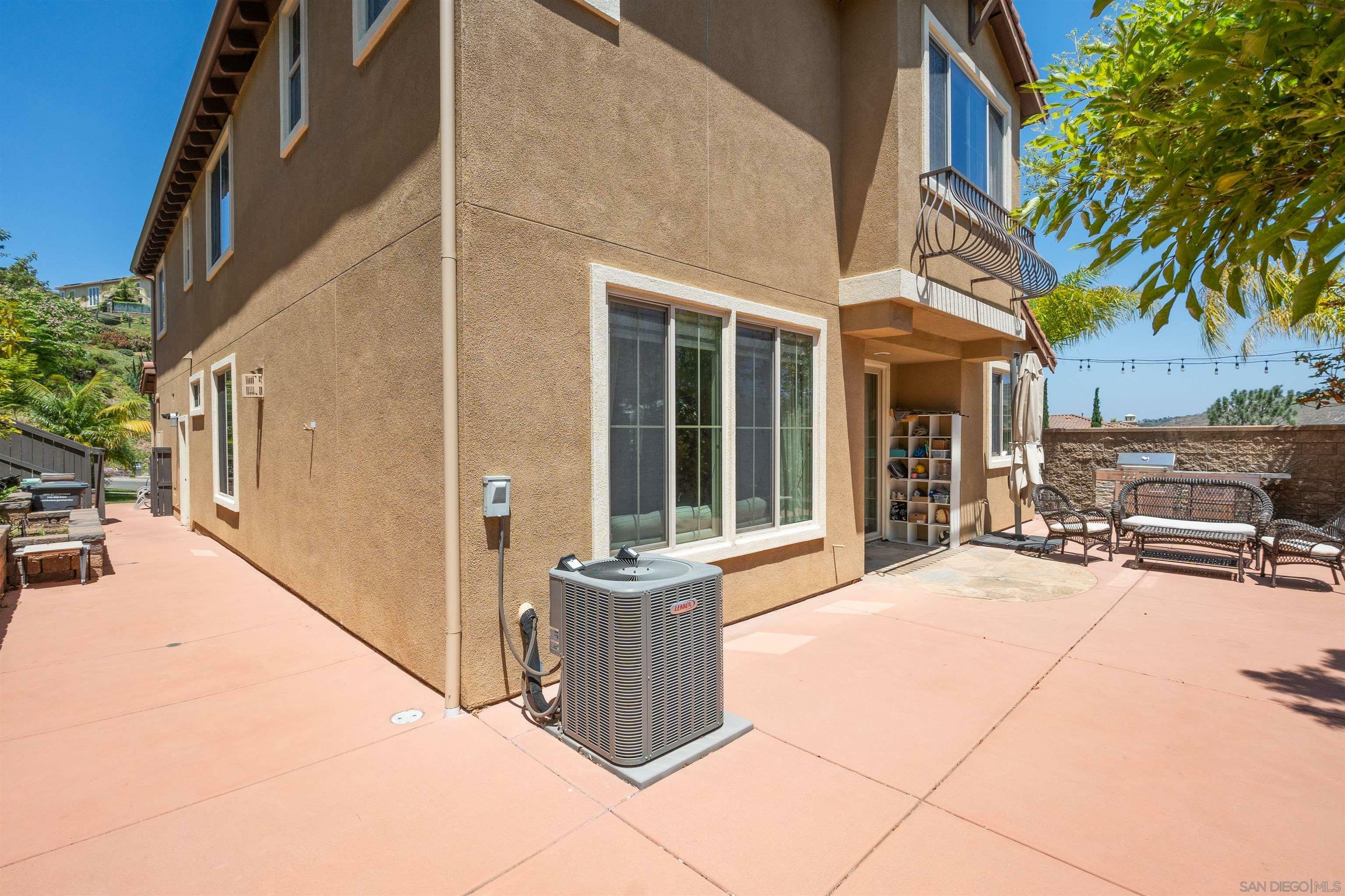 Property Photo: 7098 Sitio Corazon CA 92009