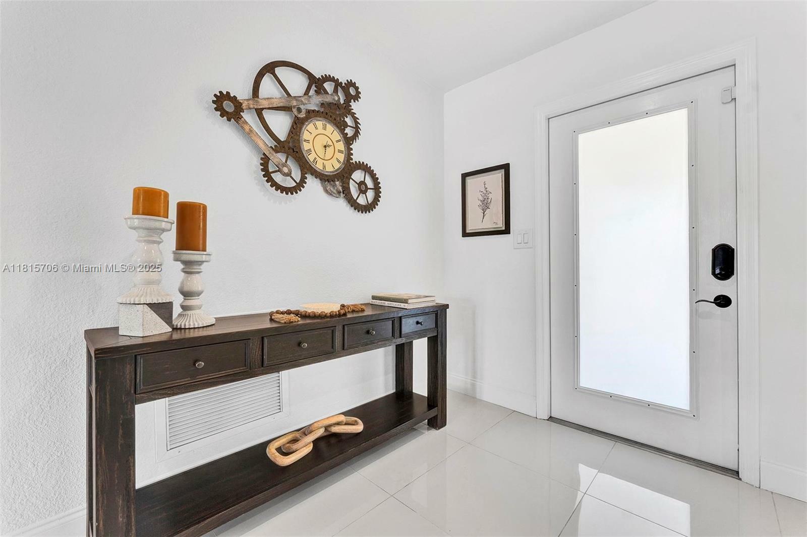 Property Photo: 4421 NE 16th Ave 0 FL 33334