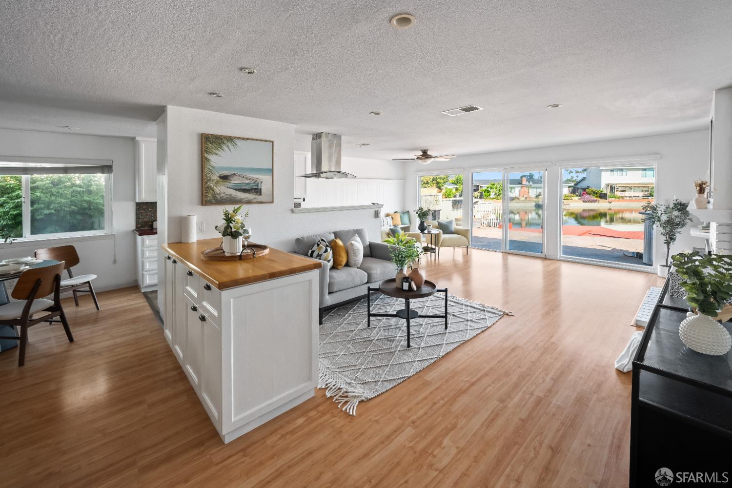 Property Photo: 609 Sand Hook Isle CA 94501