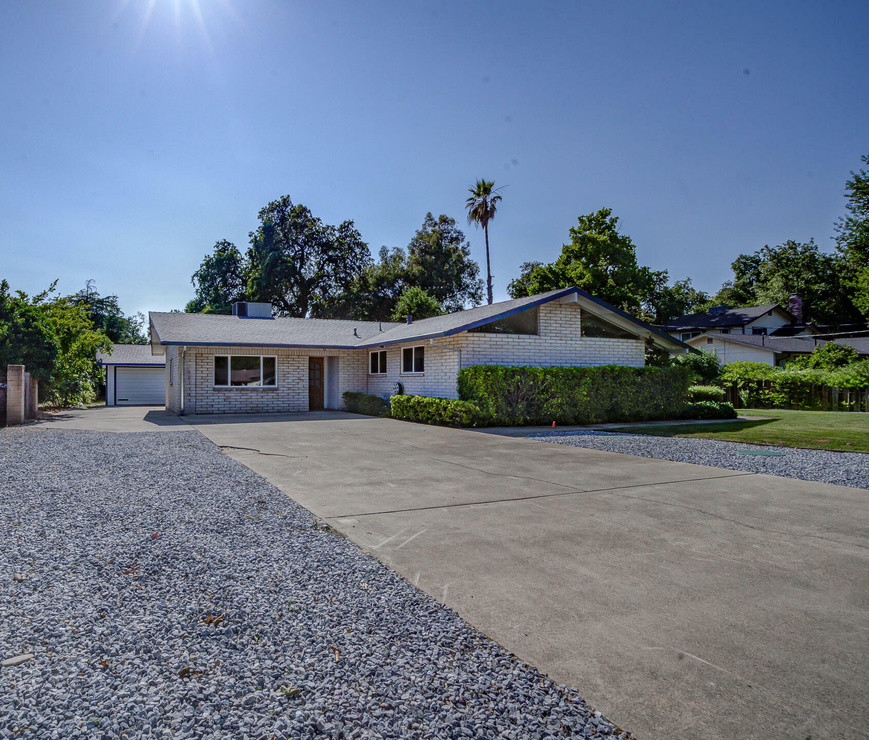 Property Photo: 3090 Inez Street CA 96002