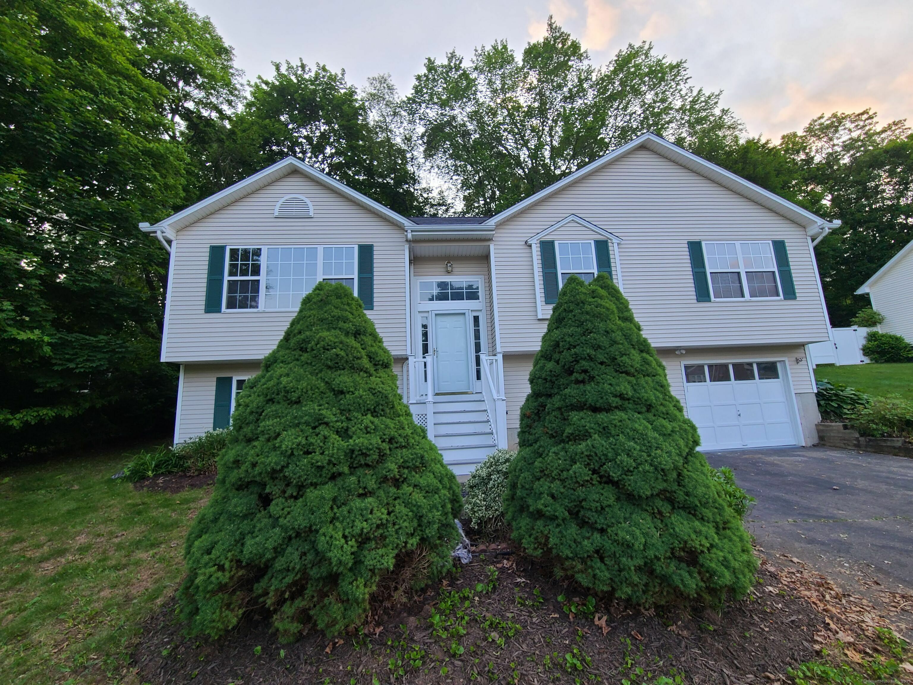 Property Photo: 24 Wiscassett Avenue CT 06518