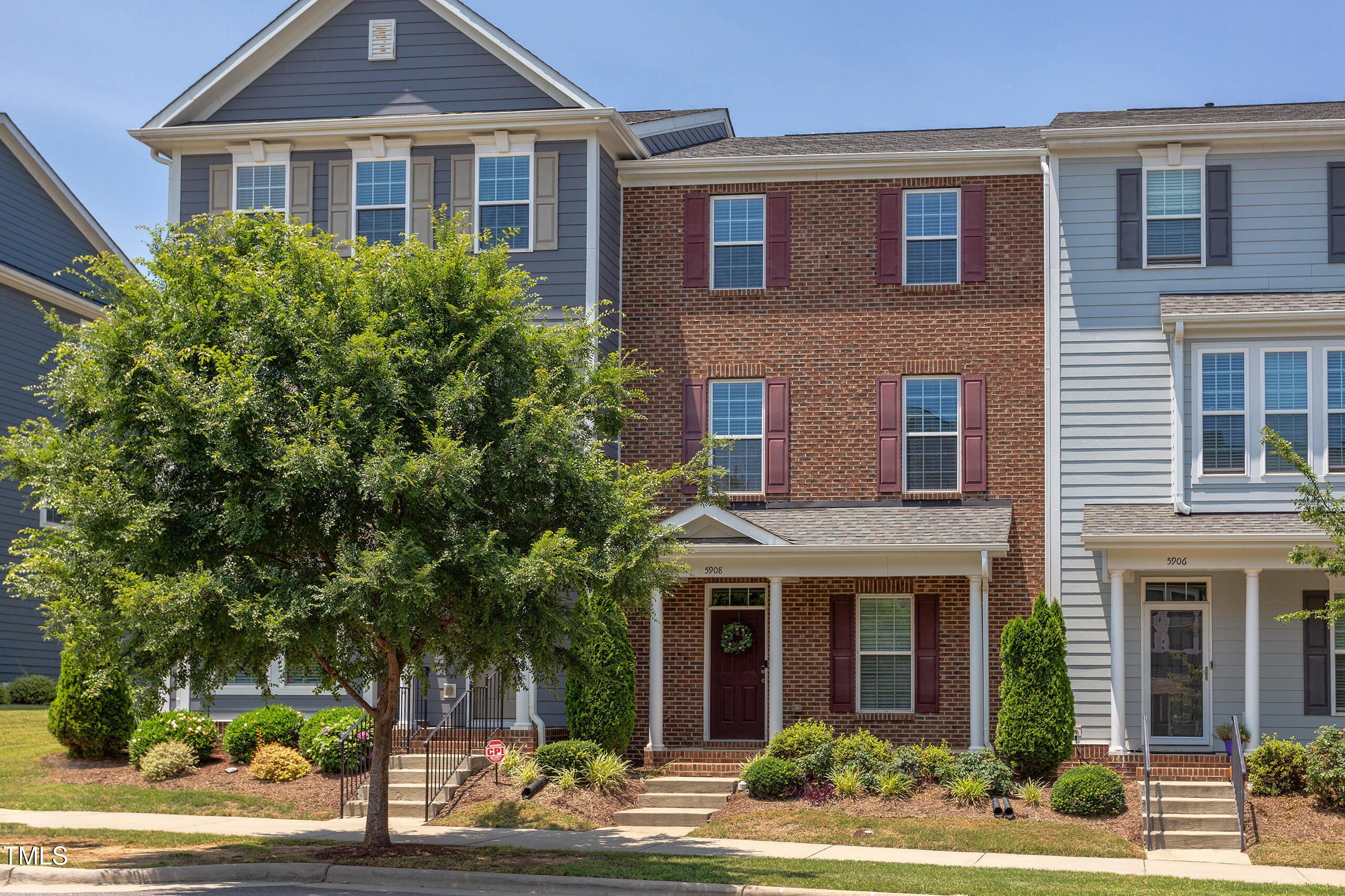 Property Photo: 5908 Giddings Street NC 27616