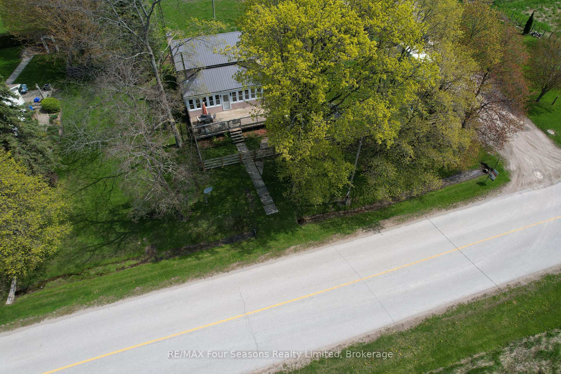 Property Photo: 1592 Bruce Saugeen Town Line ON N0H 2C5