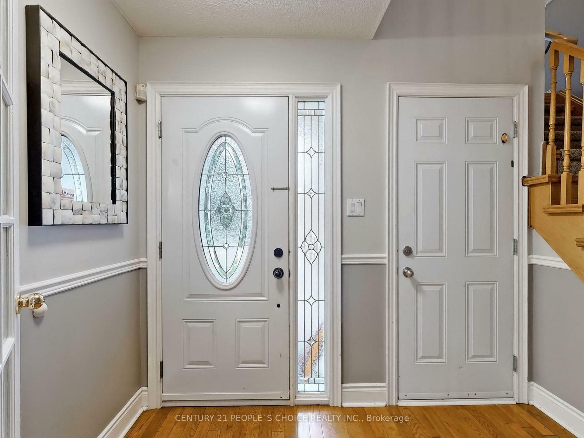 Photo de la propriété: 1160 Windsor Hill Boulevard ON L5V 1N9