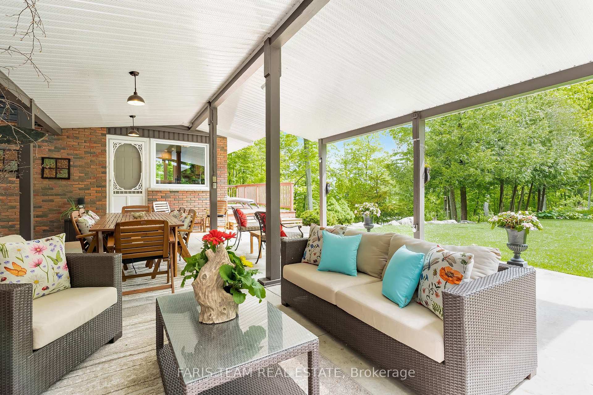 Photo de la propriété: 10 Morgan Court ON L9M 1Z2