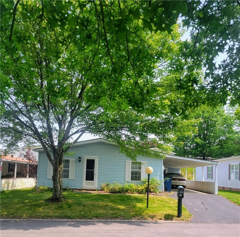 Property Photo: 242 Ridge Ln PA 15668