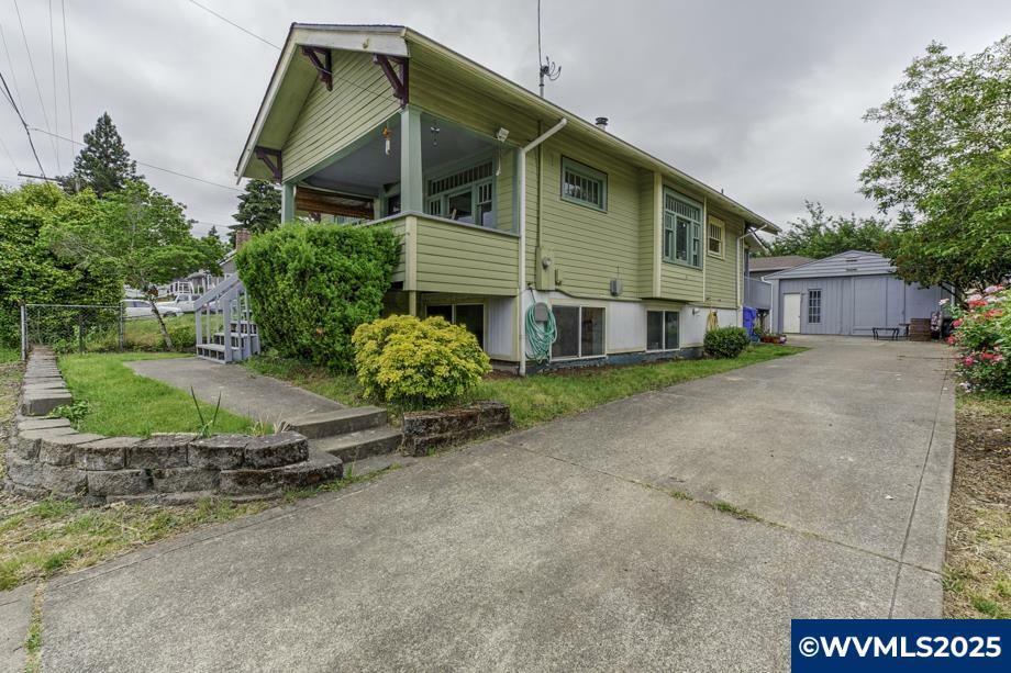Property Photo: 2375 Saginaw St S OR 97302