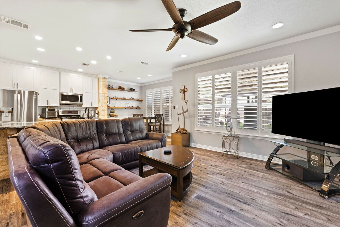Property Photo: 134 Prairie Springs Cove TX 78626