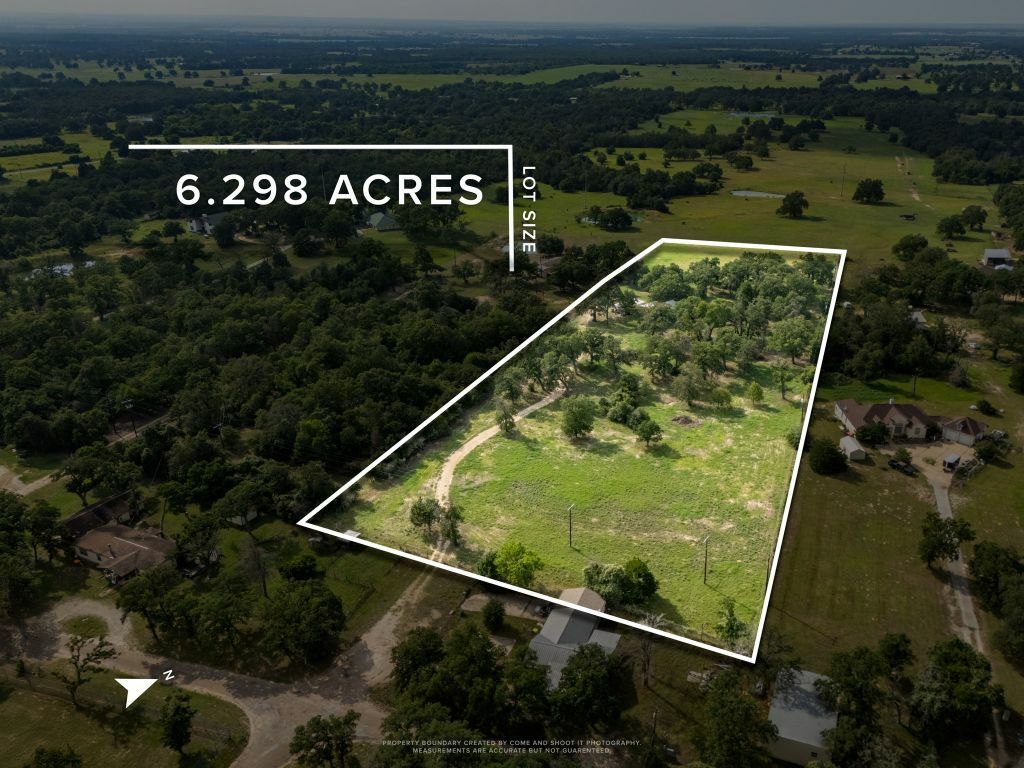 Property Photo:  570 Oak Park Five Street  TX 76567 