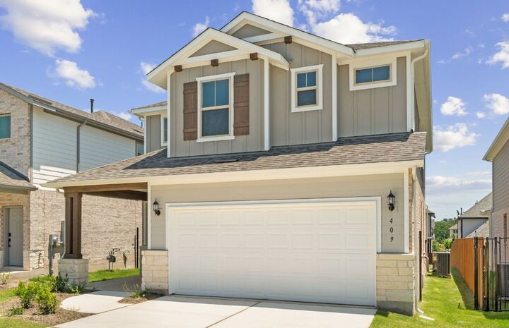 Property Photo: 409 Bristlecone Bend TX 78642