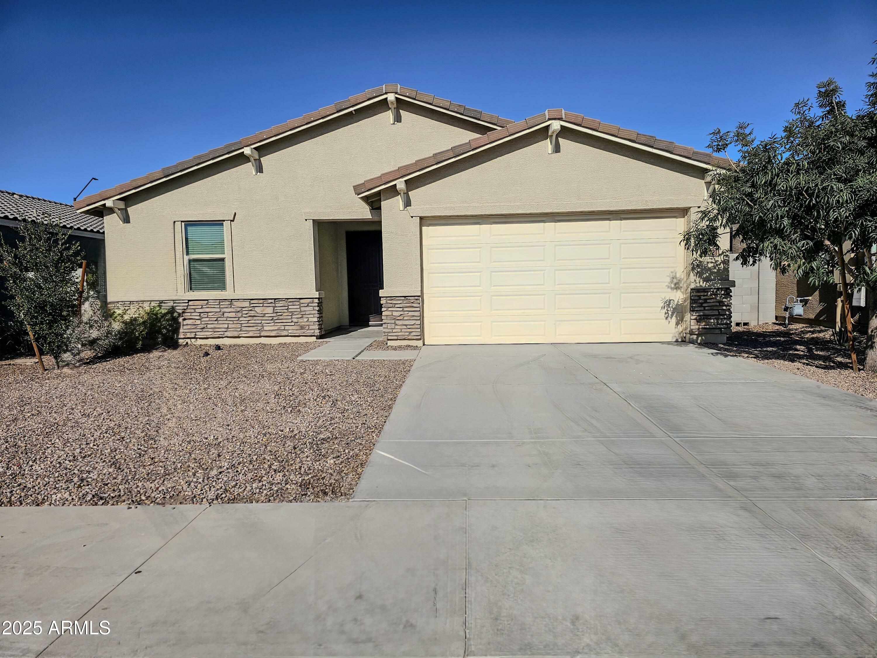 Property Photo: 7321 N 123rd Drive AZ 85307