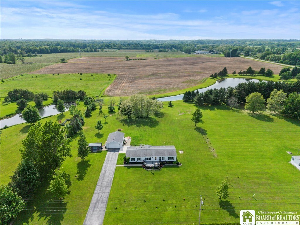 Property Photo: 9965 Farel Road NY 14063