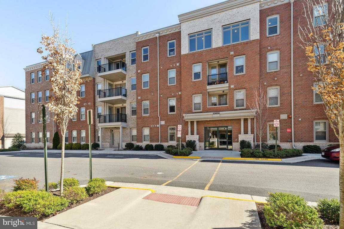 Property Photo: 23630 Havelock Walk Terrace 205 VA 20148