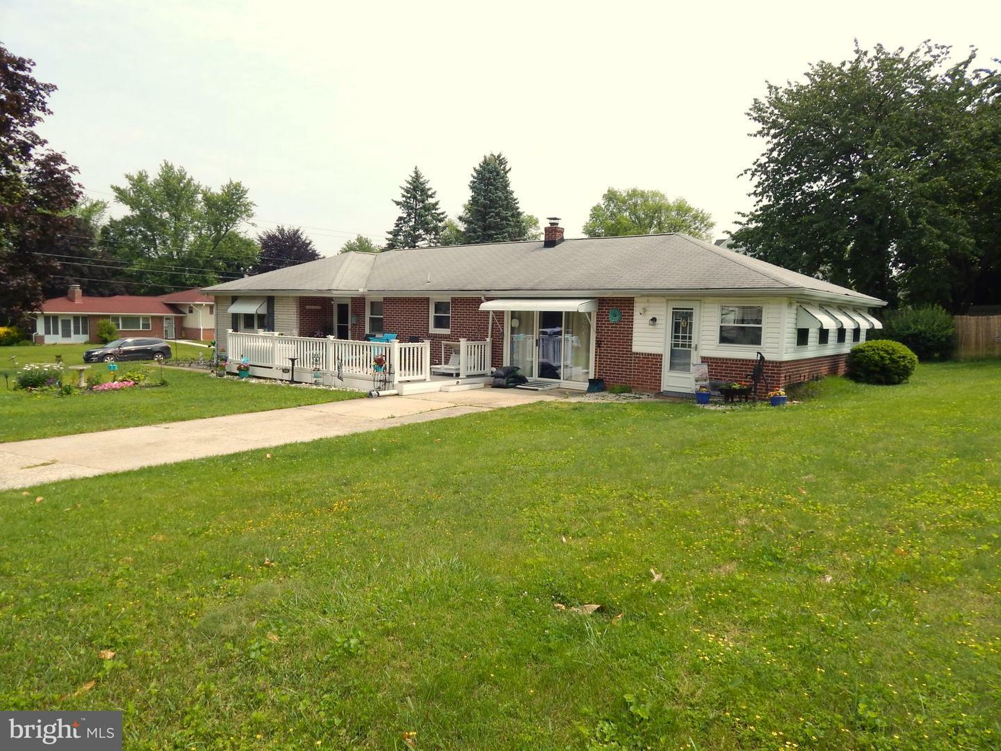 Property Photo:  178 Nancy Avenue  PA 17402 