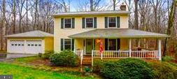Property Photo: 7193 Hall Tavern Court VA 20112