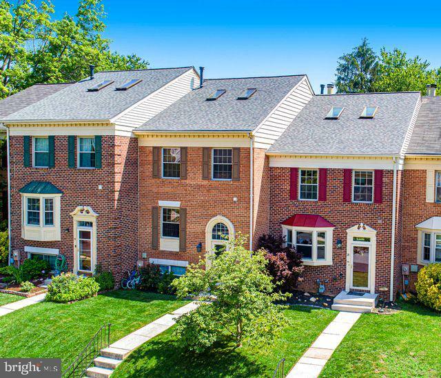 Property Photo: 23 Meadow Run Court MD 21152