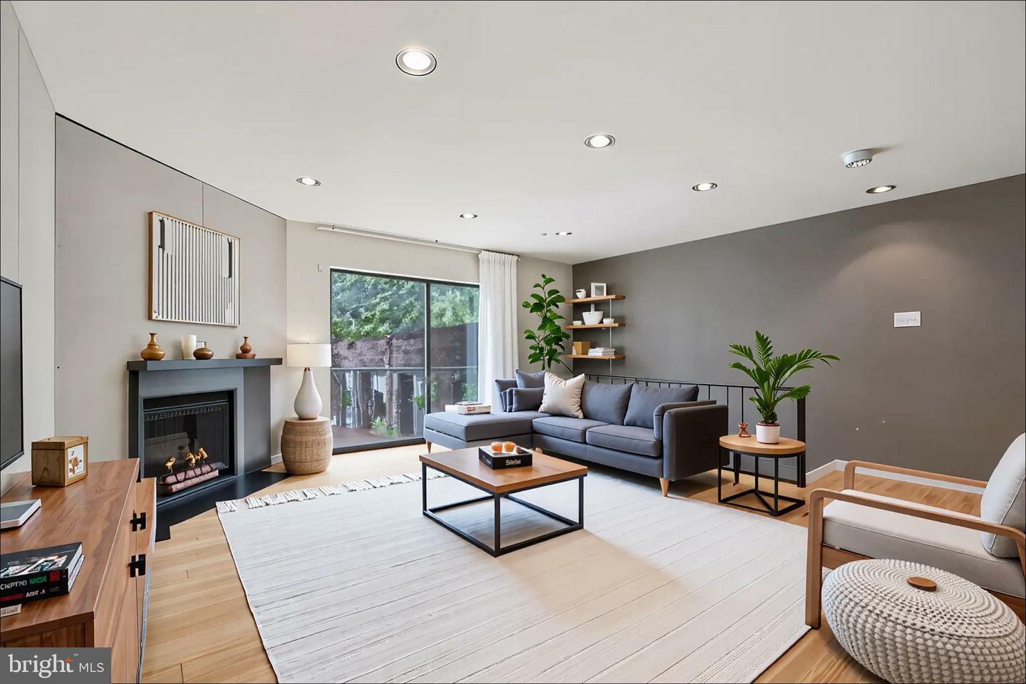 Property Photo: 2213 Race Street 25 202 PA 19103