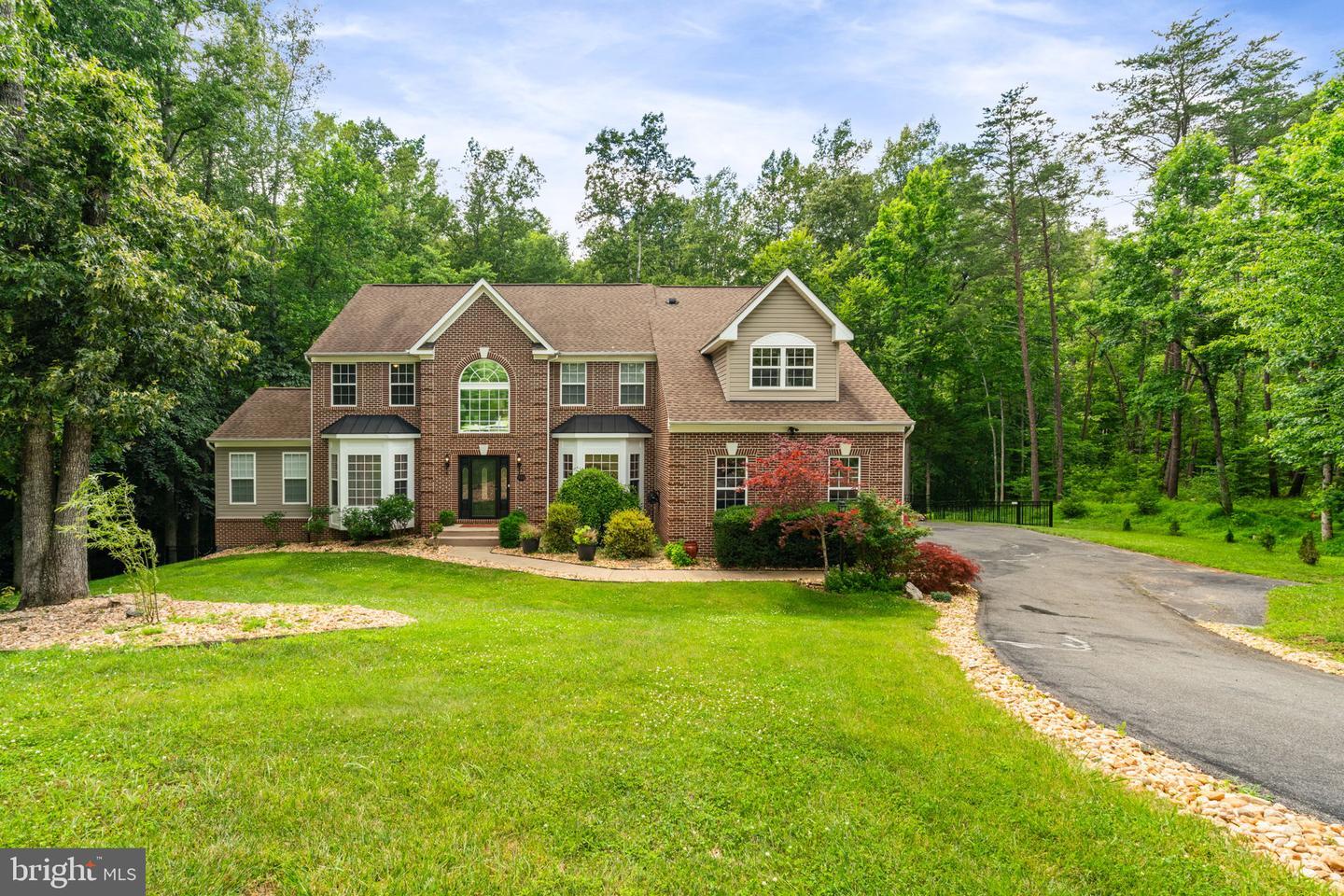 Property Photo: 123 Arden Lane VA 22556