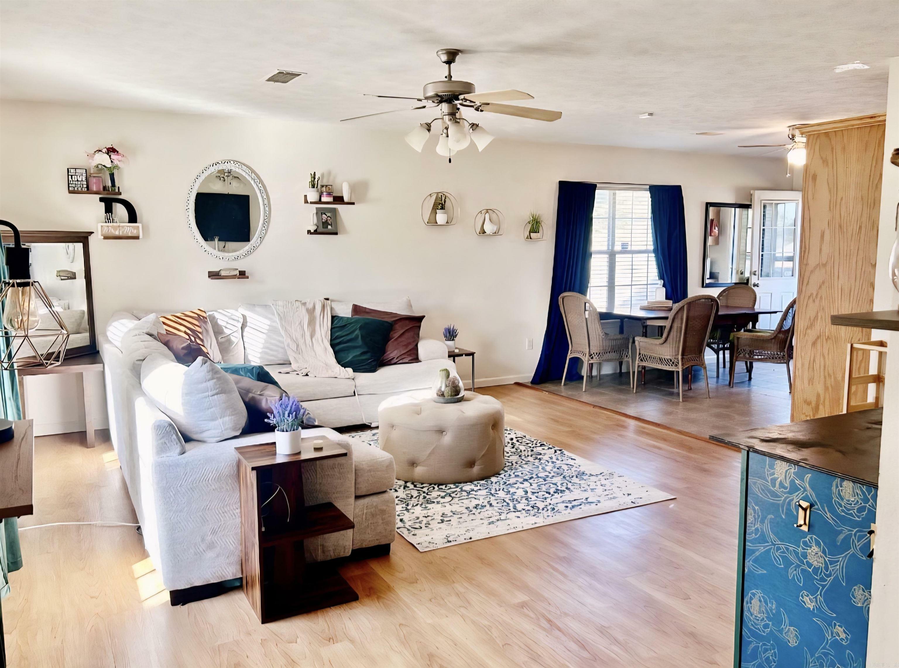 Property Photo: 930 Brownstone Drive AR 72034