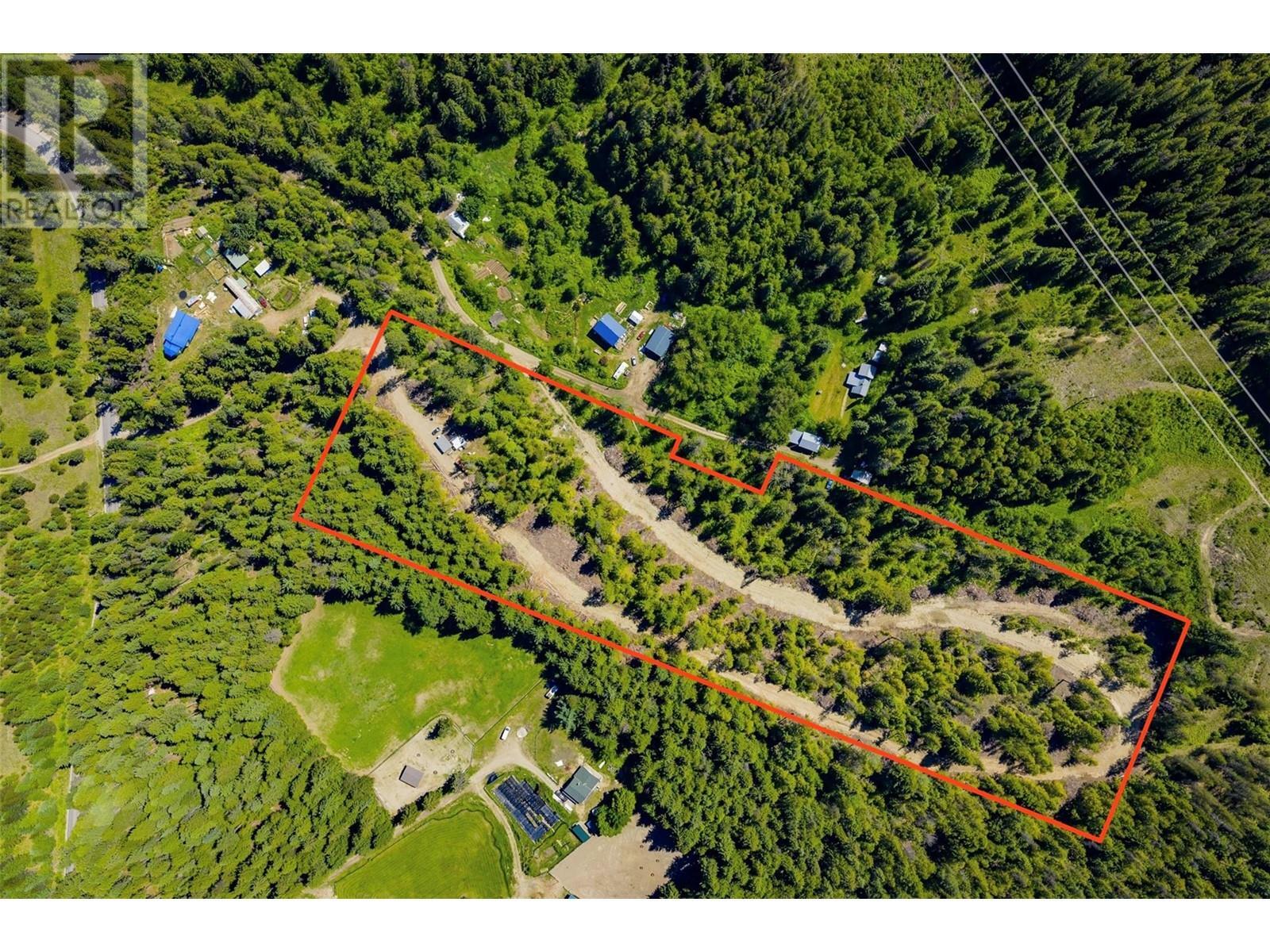 Property Photo: 3945 Saunders Road BC V0G 2J0