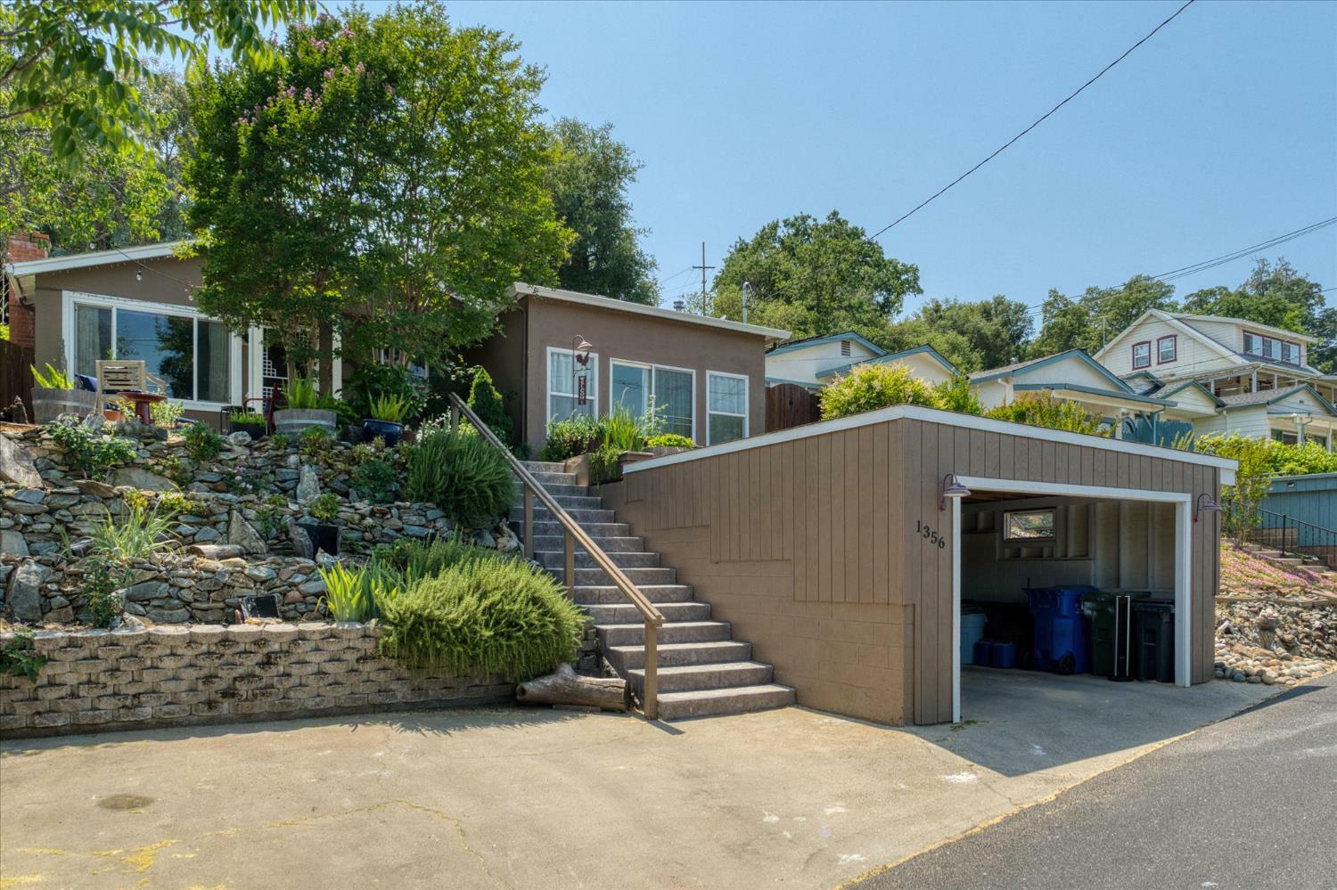 Property Photo: 1356 Mark Twain Road CA 95222