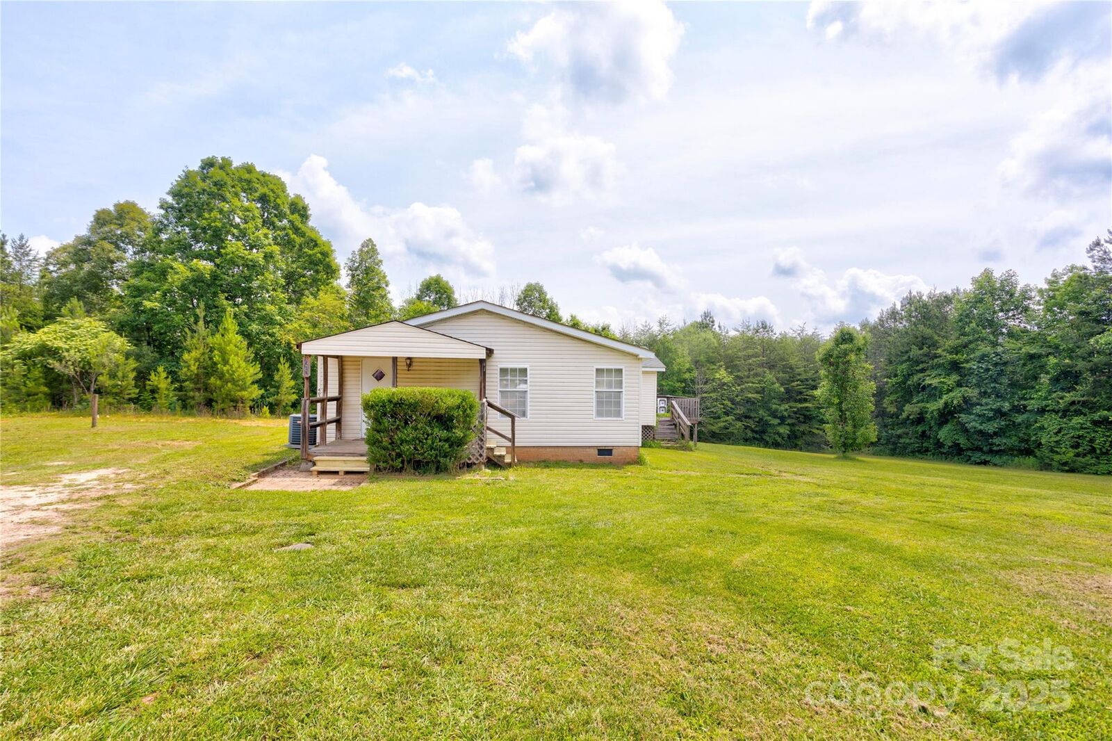 Property Photo:  4630 Irish Potato Road  NC 28083 