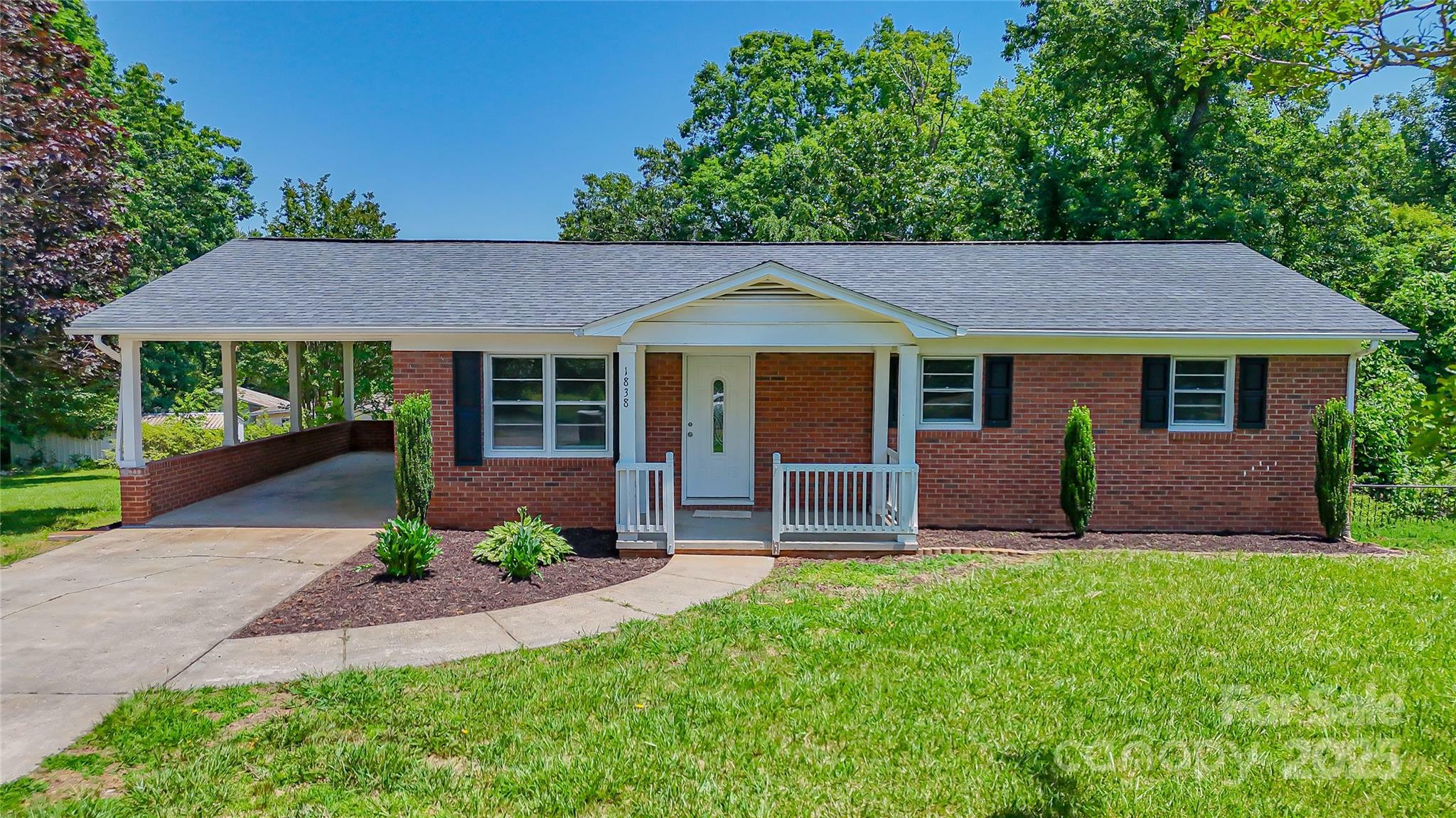 Property Photo: 1838 Harmon Street NC 28655
