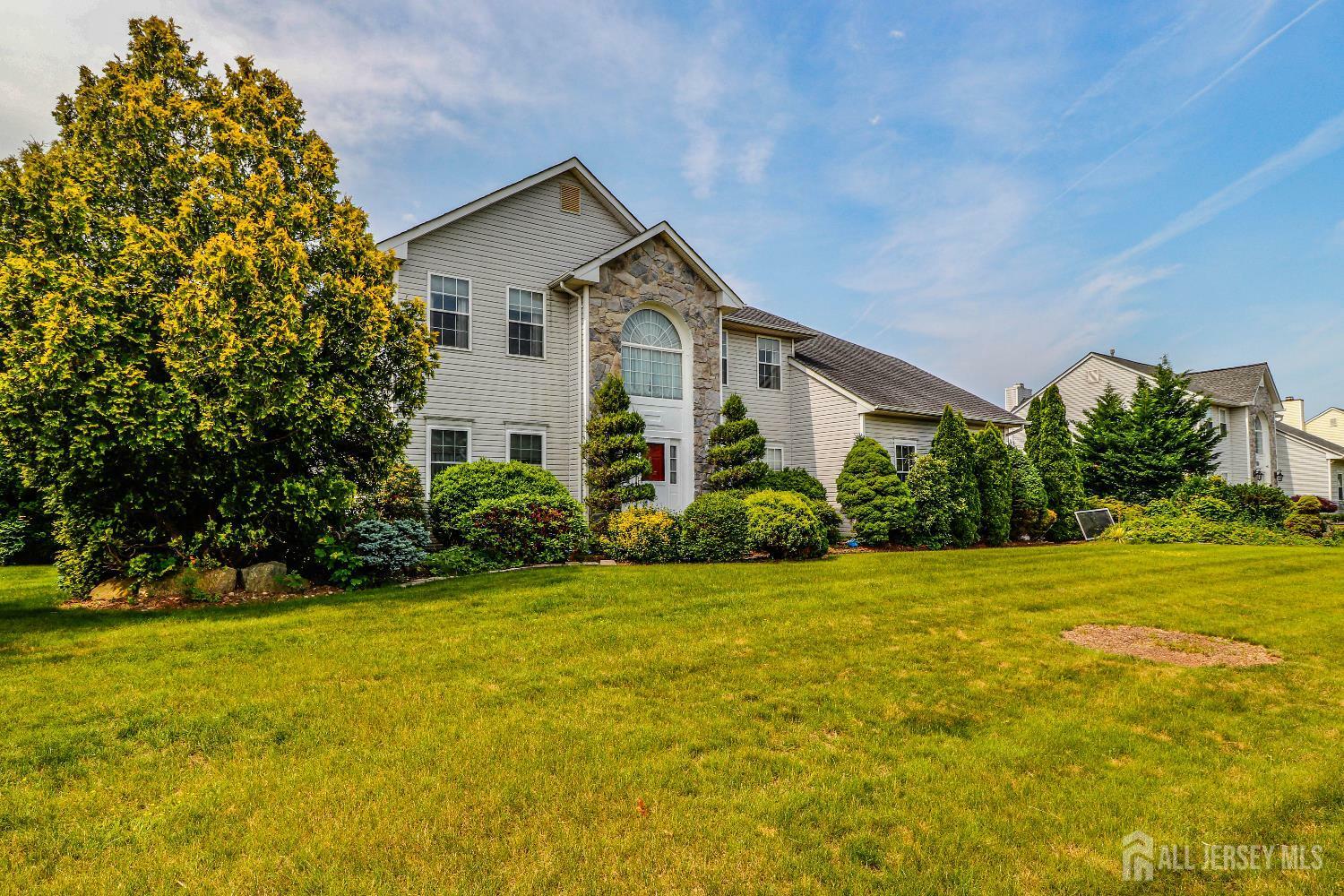 Property Photo: 8 Staudt Court NJ 08873